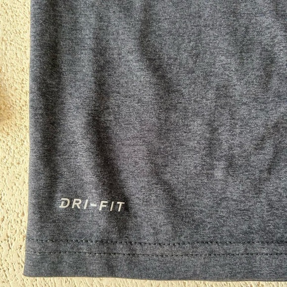 Clemson Tigers Nike Dri-FIT Long Sleeve Shirt - Youth Large 💜🐯🧡🐯 - Picture 3 of 6